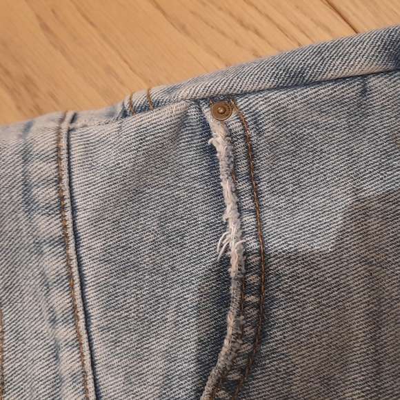 Billabong Distressed Jean Skirt Sz 29 - Picture 3 of 8